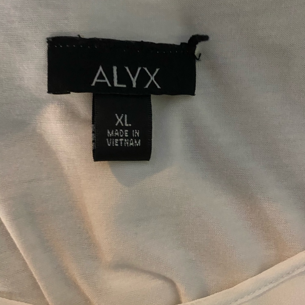 Alyx white top - Picture 5 of 5